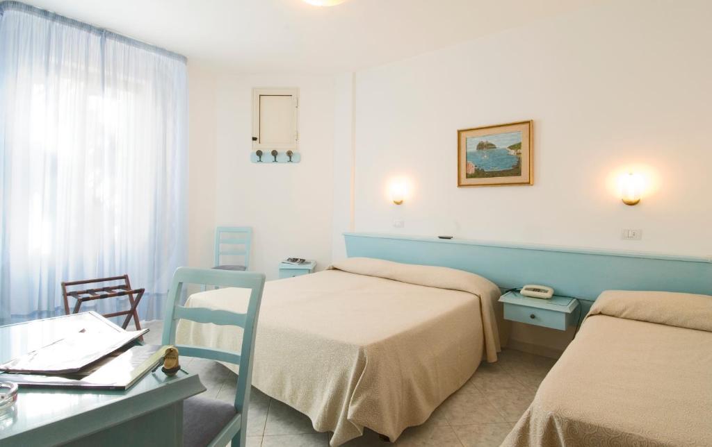 Hotel Eugenio Ischia Room photo